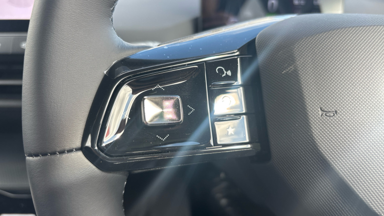 MG MG4 150kW SE EV Long Range 64kWh 5dr Auto Electric Hatchback